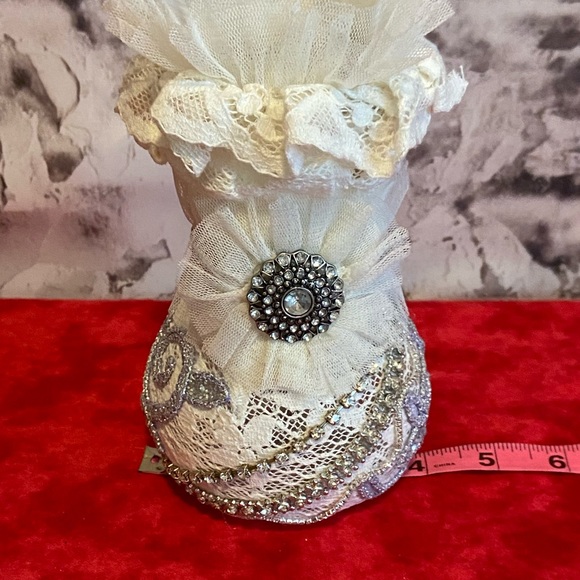 Vintage Lace Rhinestone Embellished Night Ambiance Lighted Decor Vase - Picture 15 of 15